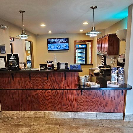 Cobblestone Inn & Suites - Clintonville Zewnętrze zdjęcie